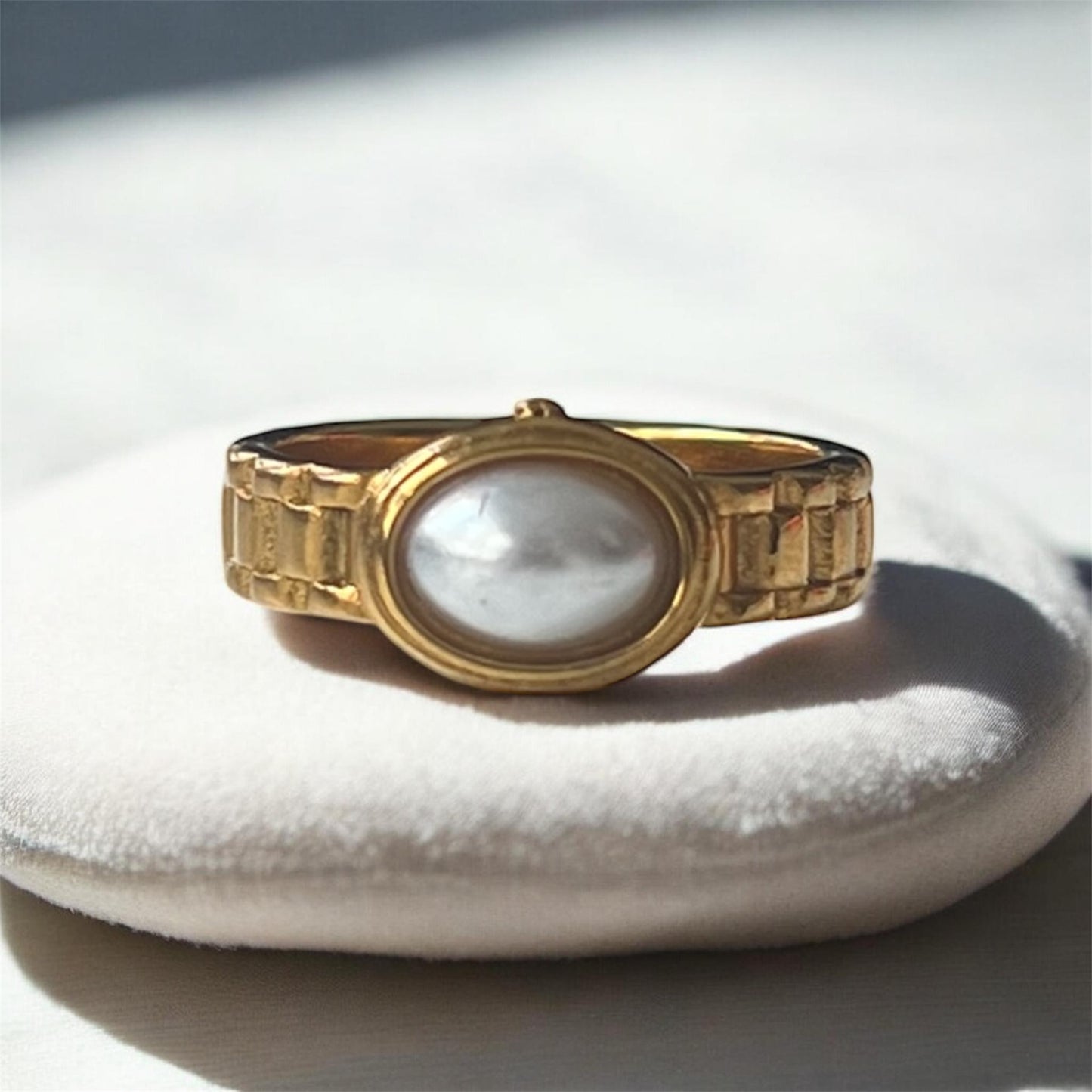 Watch Ring